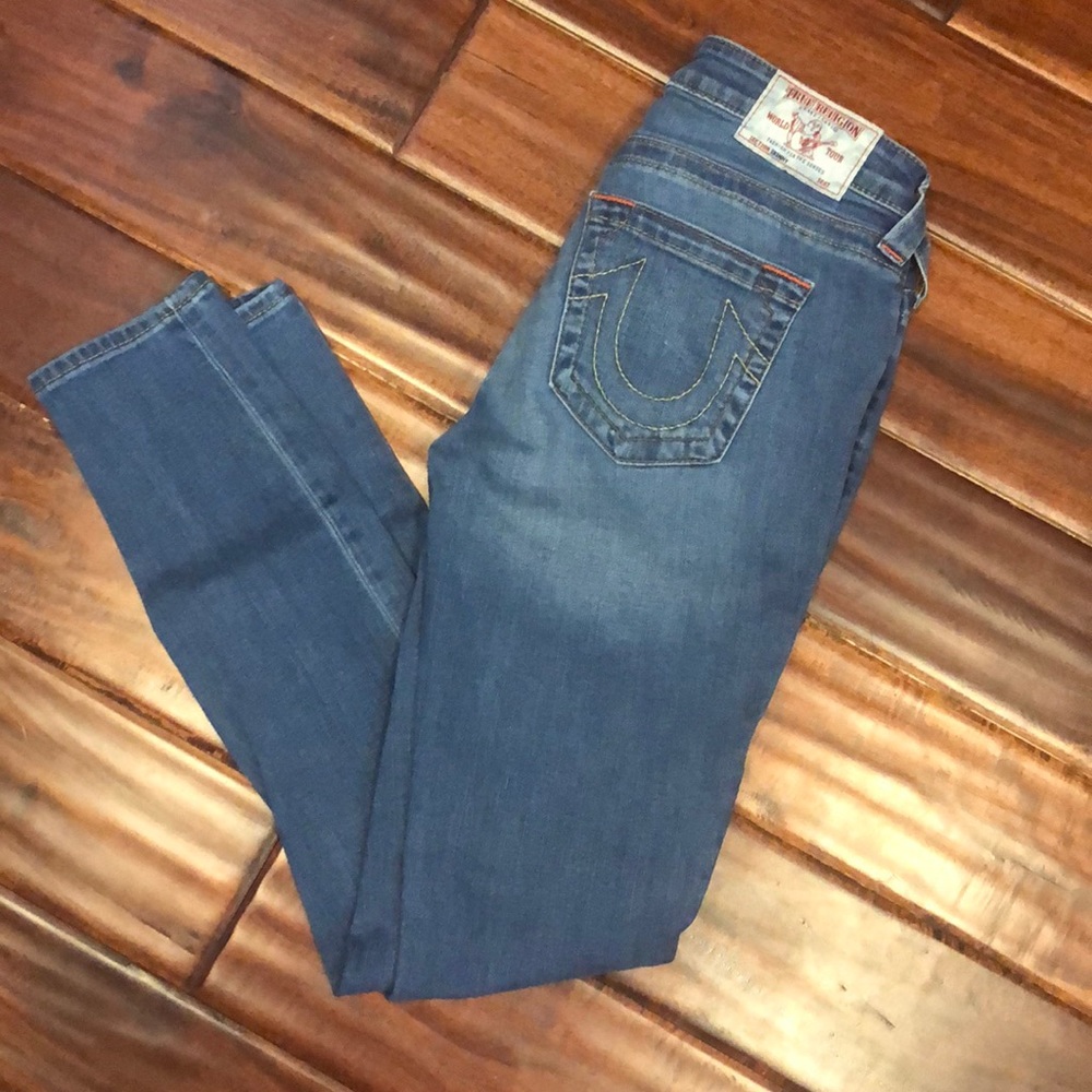 Women’s true religion jeans.